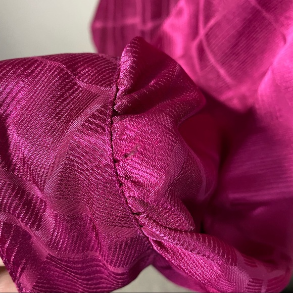 Vintage 80’s Raspberry Pleated Front High Neck Top Med - Picture 3 of 8